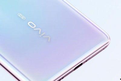 vivo 18最新爆料,颠覆性设计，性能再升级，引领手机市场新潮流